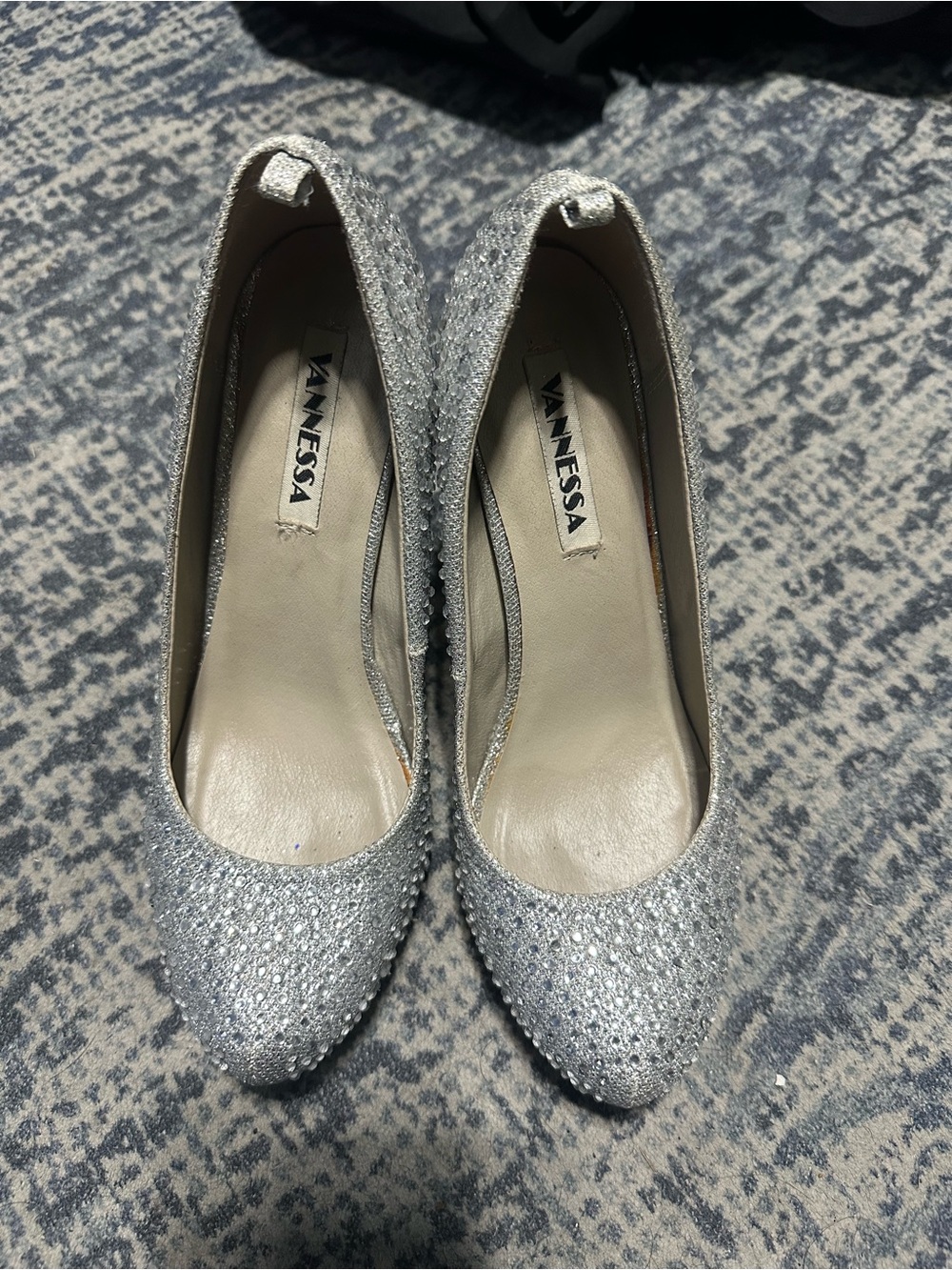 Silver Glitter Pointed Toe Pumps